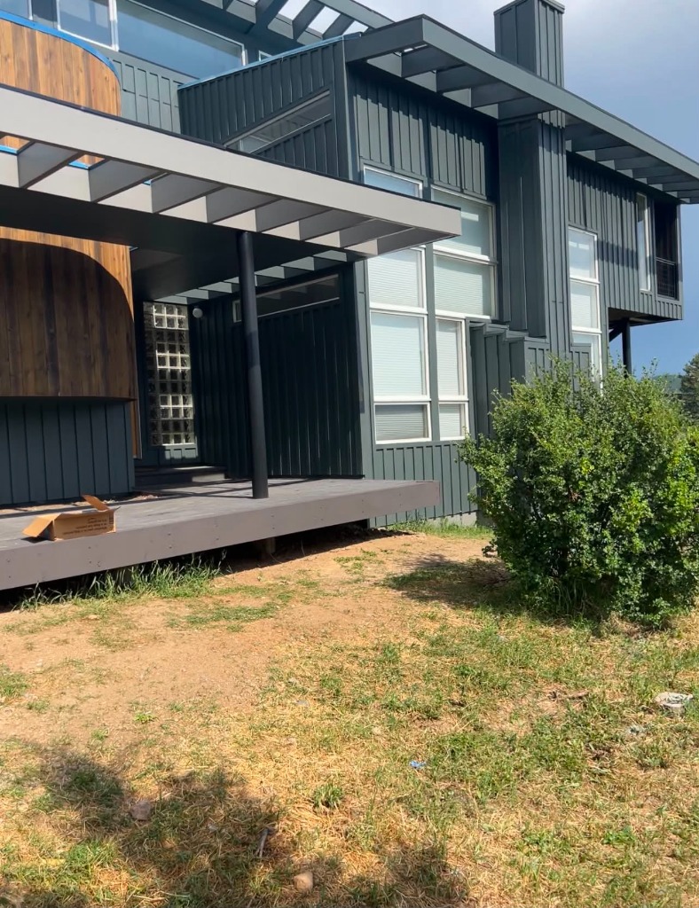 SIDING installation perspective 1